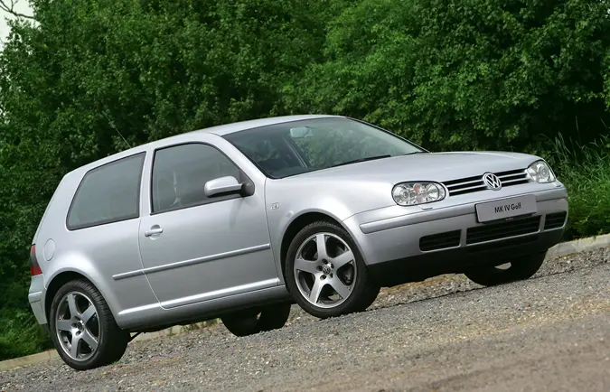 Volkswagen Golf Mk4 (1997–2004) – From Daily Comfort to the Powerful R32, the VW Golf Mk4 Remains a Hatchback Legend